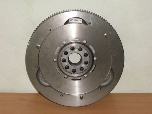 MAZDA 2 1.4 CD (68Le) kettős tömegű lendkerék