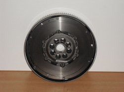MAZDA 3 2.0 MZR-CD (143Le) kettős tömegű lendkerék (2006-)