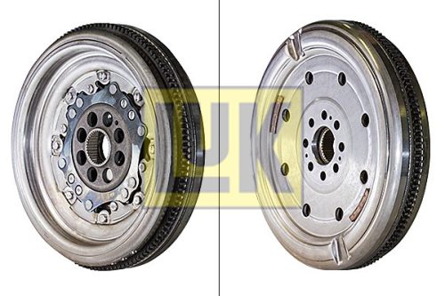 AUDI A3 1.8 TFSI DSG (160Le) kettős tömegű lendkerék