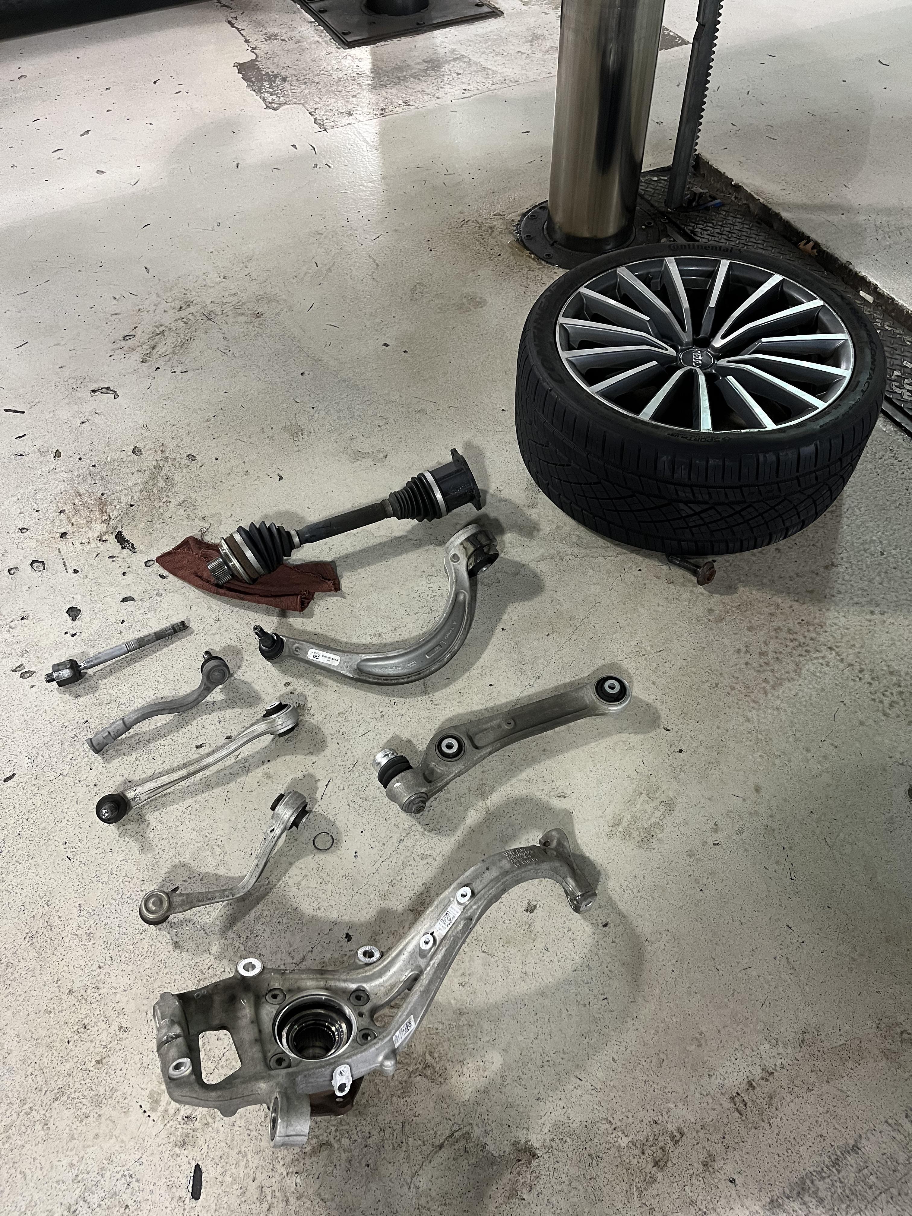 Audi futómű hibák és alkatrészek – A3, A4, A5, A6, Q3, Q5